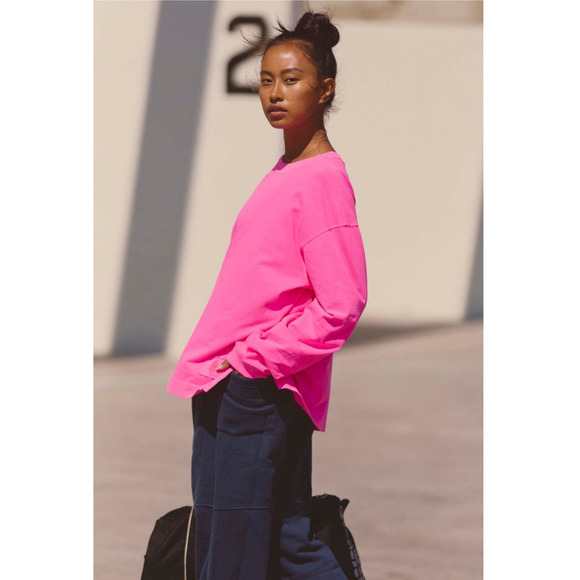 NWT Free people movement hustle layer top fuchsia flirt extra small - Picture 3 of 8